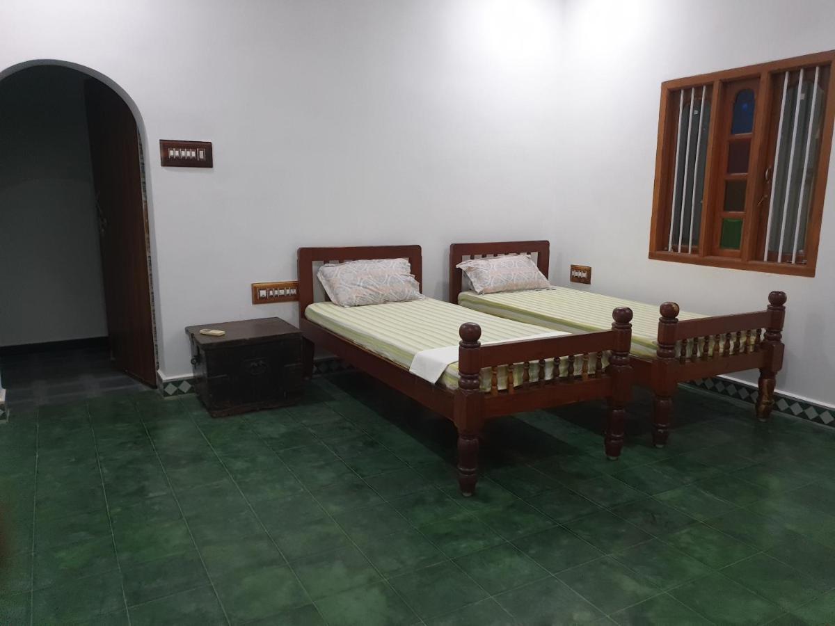 Tanjore Home Stay Thanjavur Exteriör bild